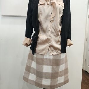 [ LOFT] WOMEN'S SIZE 10,  tan and white plaid wool skirt.